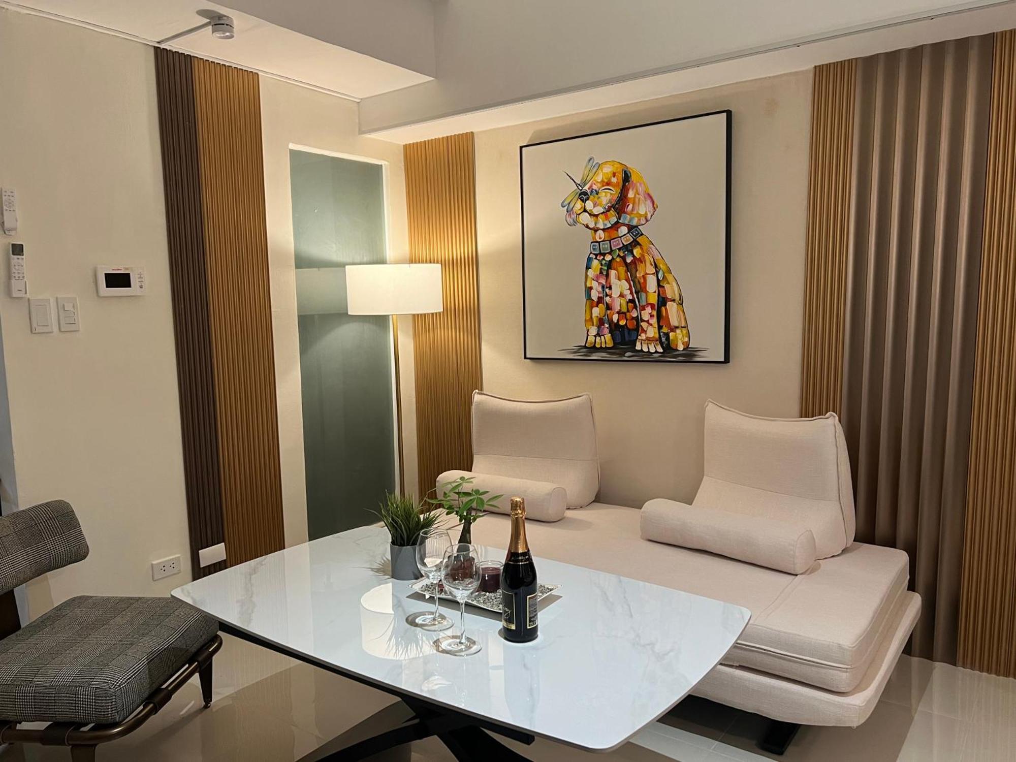 Luxurious European Style Penthouse Modern Apart Ment Cross City Of Dreams Okada Solaire Moa Airport Manille Extérieur photo