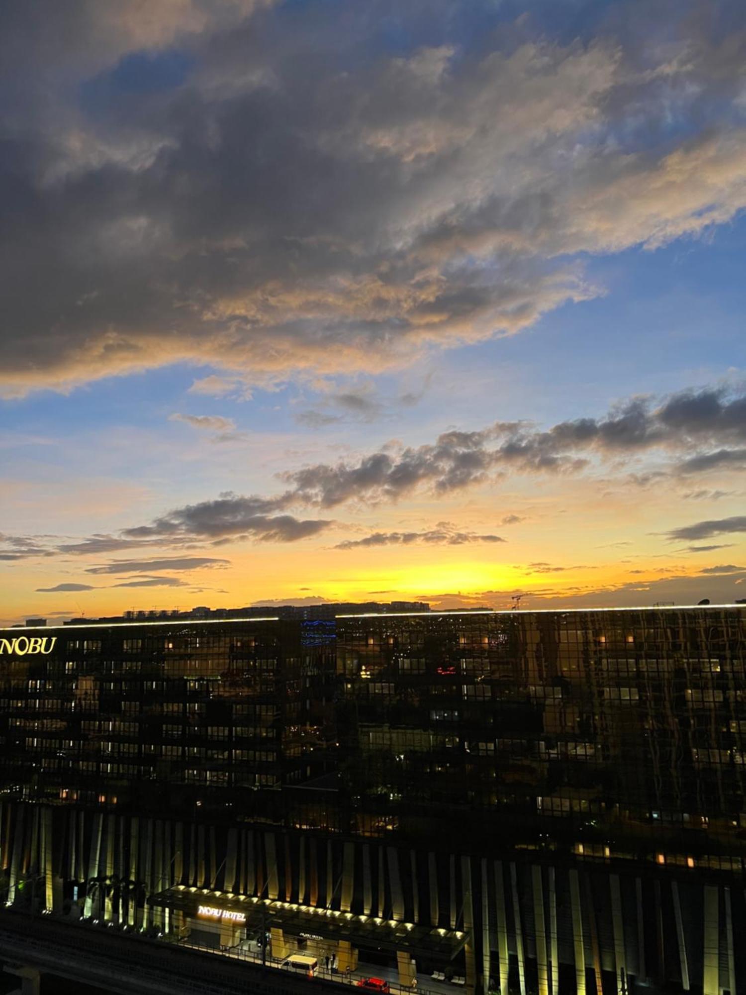 Luxurious European Style Penthouse Modern Apart Ment Cross City Of Dreams Okada Solaire Moa Airport Manille Extérieur photo